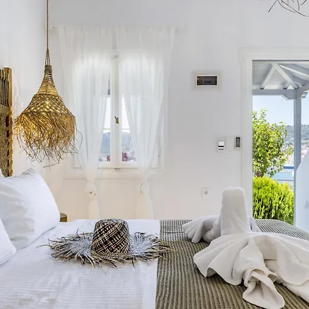 Διαμέρισμα Ourania &