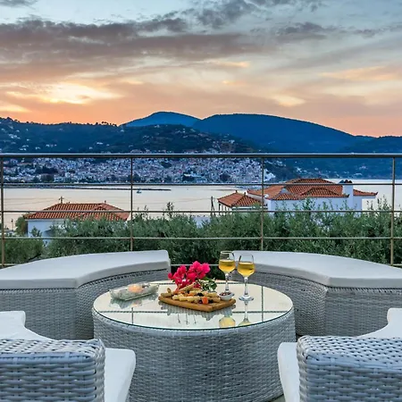 Ourania & Apartman *