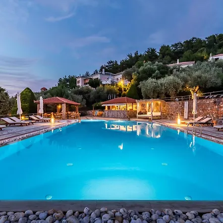 Ourania & Apartman Szkópelosz