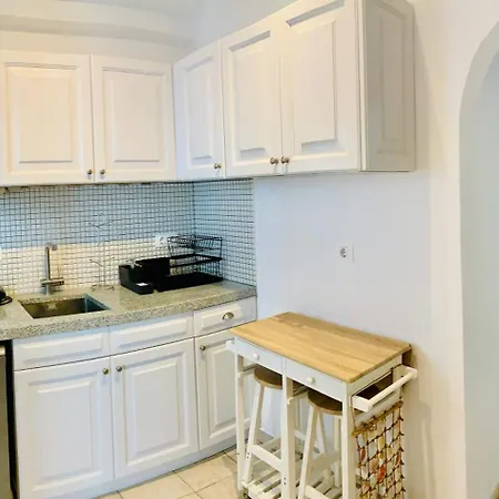 Διαμέρισμα Ourania & Σκόπελος