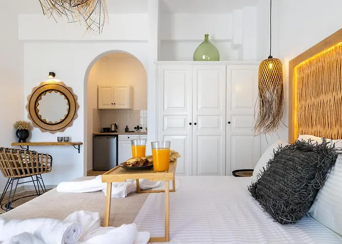 Ourania & * 斯科派洛斯