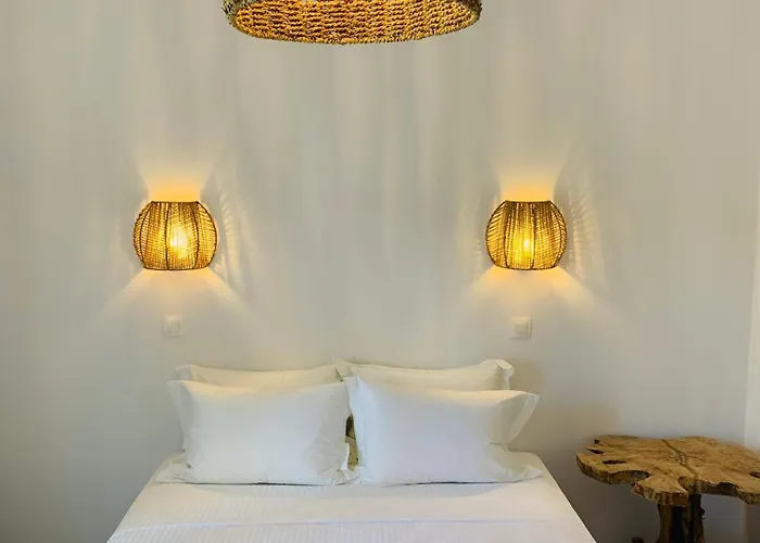 公寓 Ourania & 斯科派洛斯